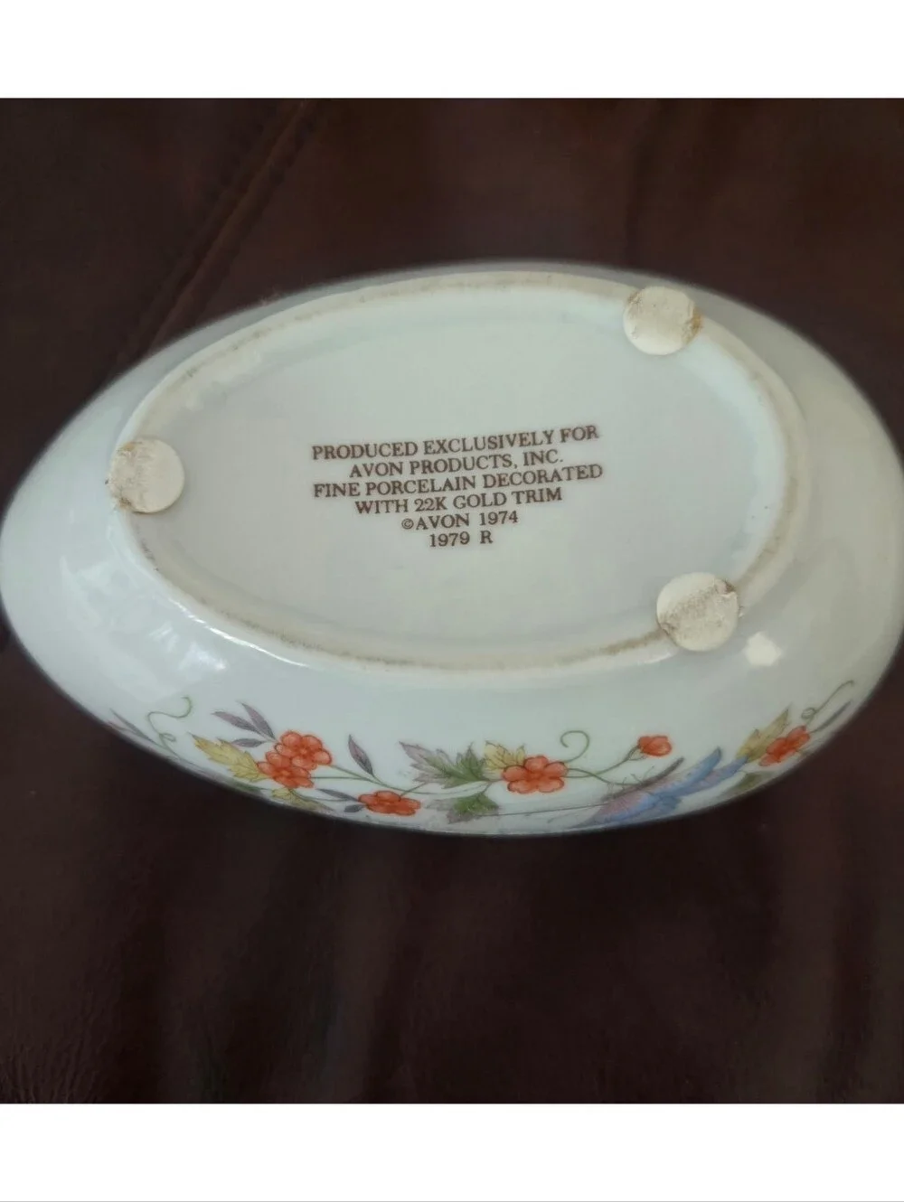 Vtg 1979 Avon Porcelain Ceramic Egg Trinket / Jewelry Box, Storage, 22k Gold